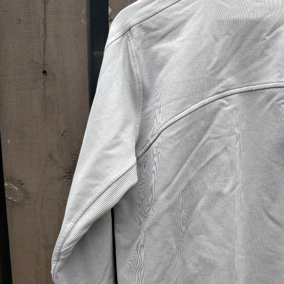 Grey Lululemon Sweater - Picture 7 of 7